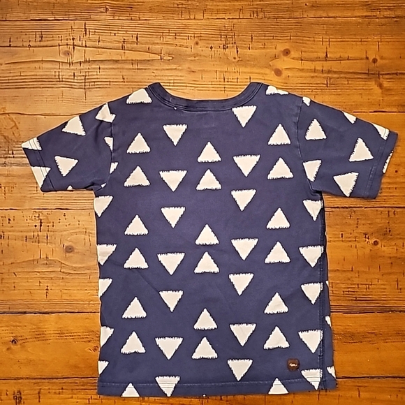 Tea Collection T-shirt, size 5 - Picture 2 of 2